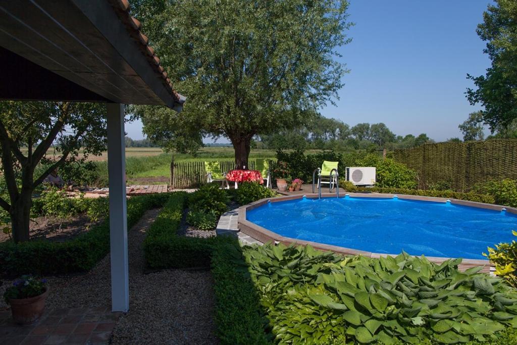Bed and Breakfast In D'Ouwe Vlaamse Schuur Ossendrecht Exterior foto